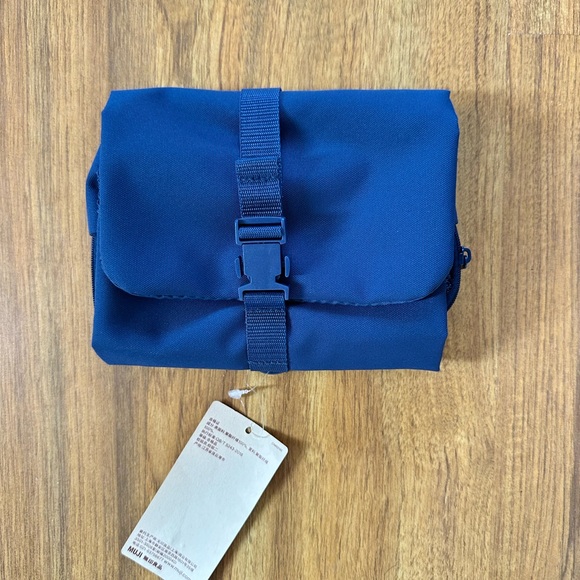 Muji Other - Travel Hanging Case